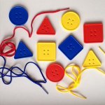 Игра-шнуровка Геометр.фигуры 