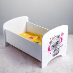 Кроватка для куклы Котенок в наушниках